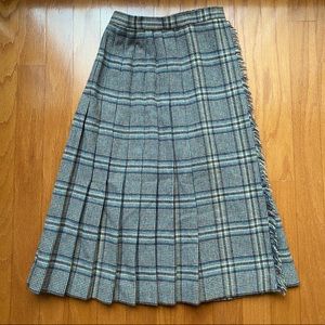 Vintage John Meyer pleated plaid kilt style skirt
